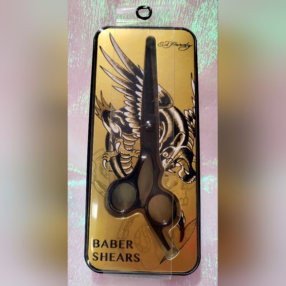 Ed Hardy bundle - Picture 5 of 10